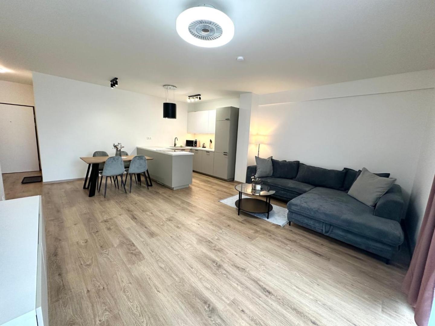 2 Room Apartment, New Building, Balcony, 208 Rovinka Екстер'єр фото