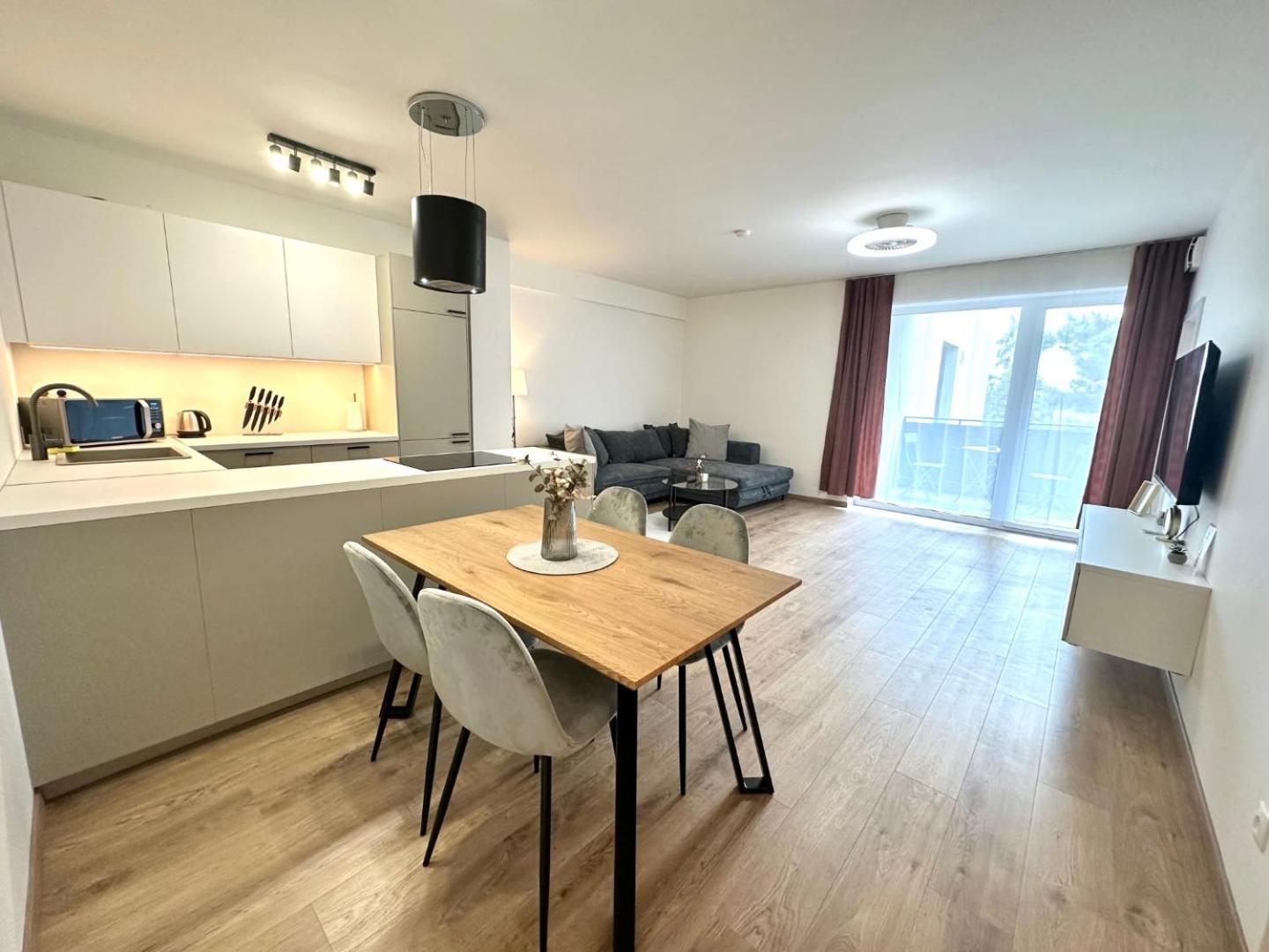 2 Room Apartment, New Building, Balcony, 208 Rovinka Екстер'єр фото