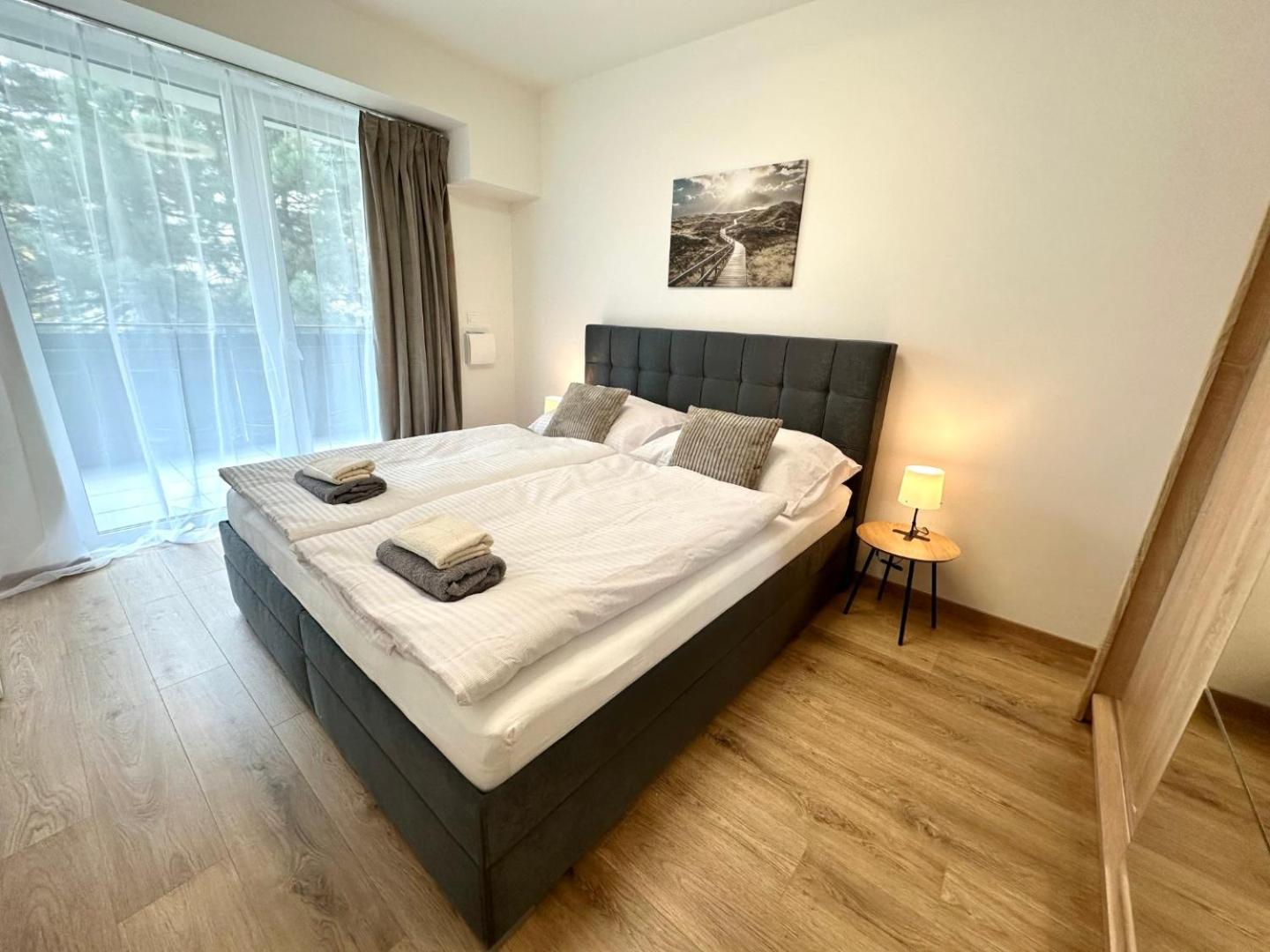2 Room Apartment, New Building, Balcony, 208 Rovinka Екстер'єр фото